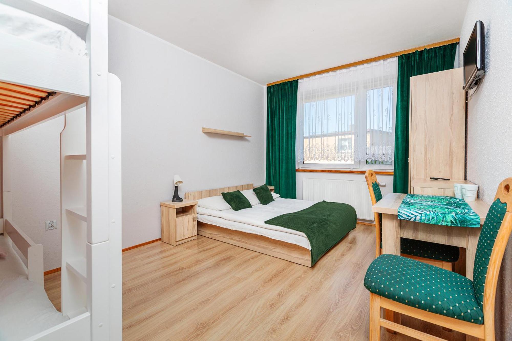 Dom Wczasowy Rudnik Z Basenem, Sauna I Bania Chłapowo Bagian luar foto